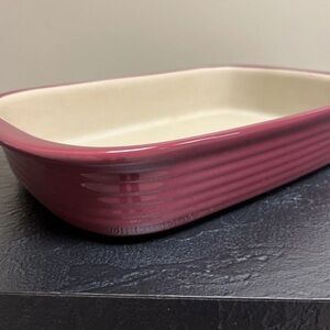 The Pampered Chef Maroon Deep Baking Dish
